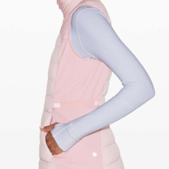 Lululemon Down For It All Vest Porcelain Pink? Size 4 EUC - Picture 3 of 7